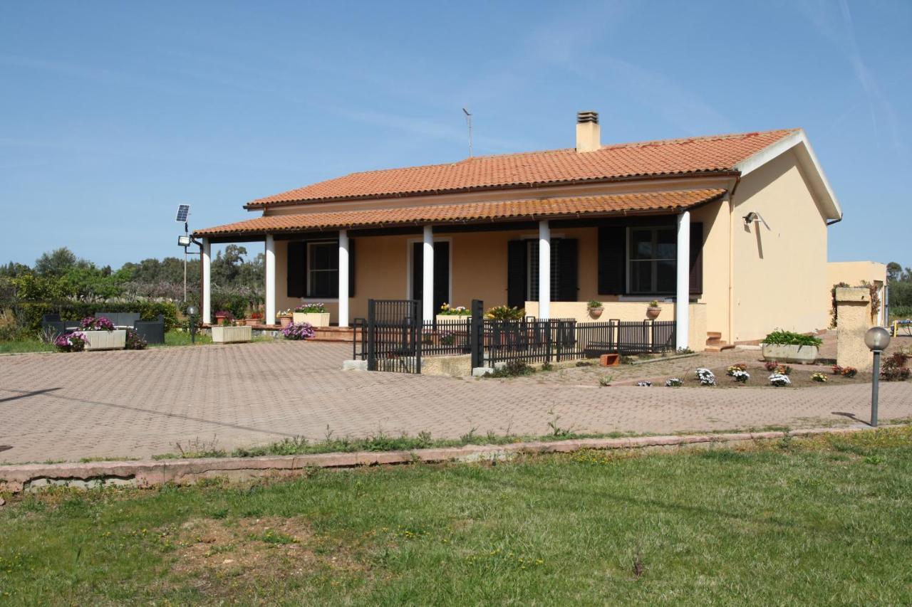 Villa Cabirol Fertilia Zewnętrze zdjęcie